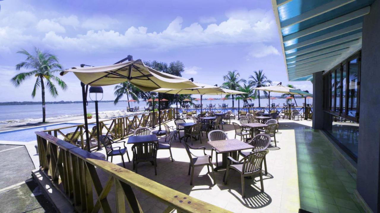 Playa Tortuga Hotel And Beach Resort โบกัสทาวน์ ภายนอก รูปภาพ